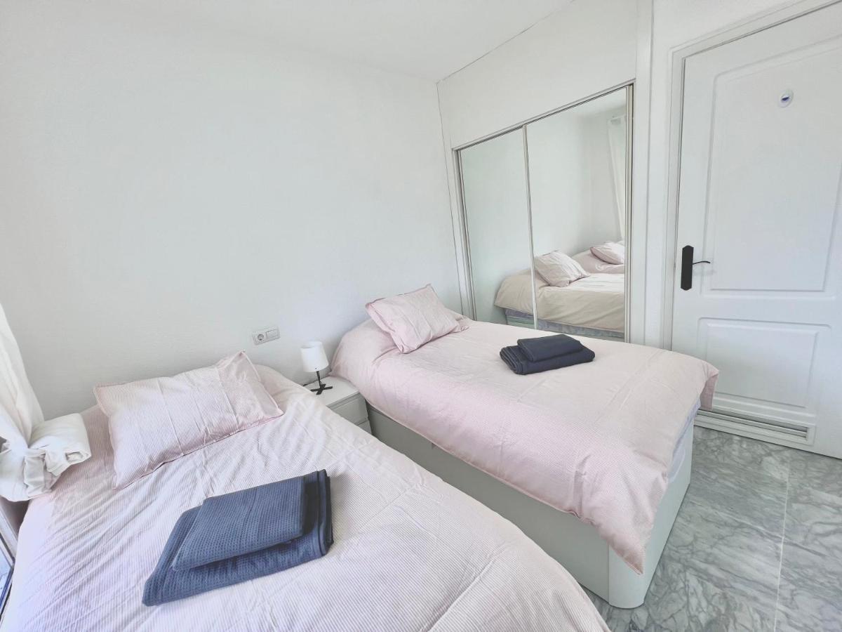 Apartment Albatros In Puerto Banus 150 Meters From The Beach Marbella Kültér fotó