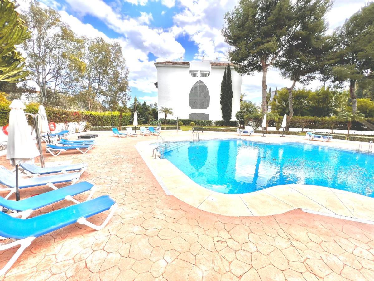 Apartment Albatros In Puerto Banus 150 Meters From The Beach Marbella Kültér fotó